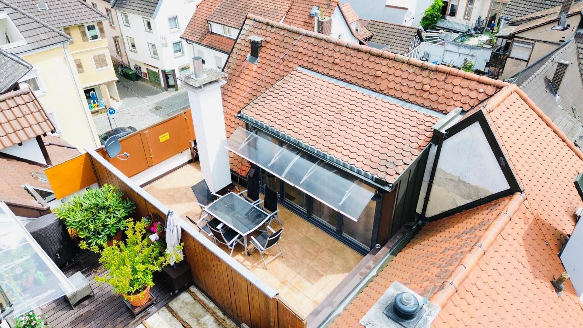 Amao-Green I 90Qm I Penthouse Maisonette Mit Rooftop I City Center I King-Size Betten لار المظهر الخارجي الصورة